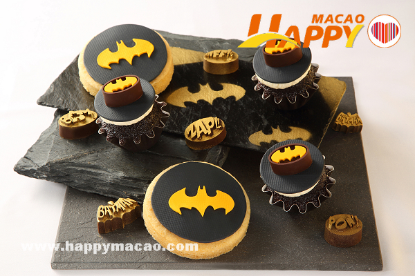 Batman_Jumbo_Cookies__Cupcake