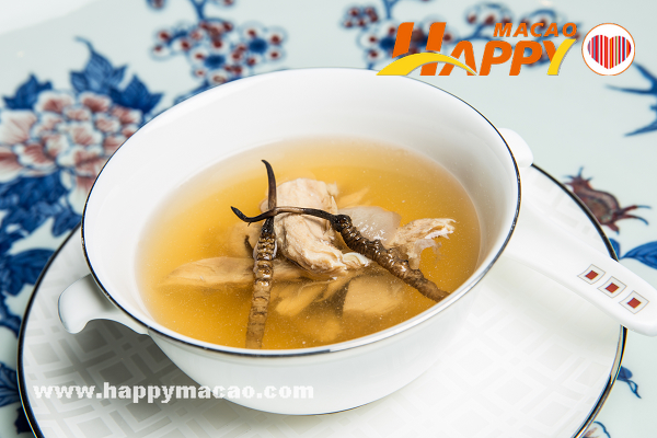 Double-boiled_Snow_Goose_with_Cordyceps_and_Dried_Longan_