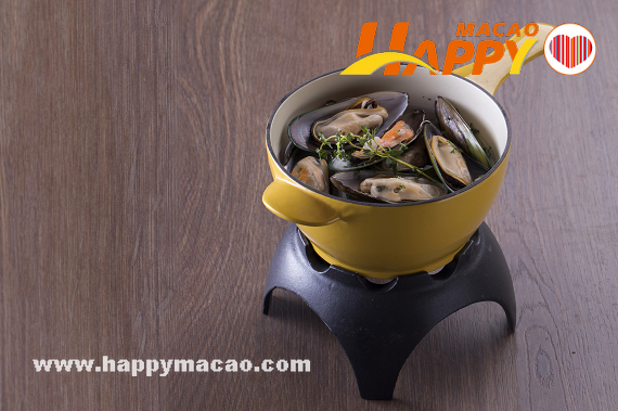 Ocean_Park_Summer_Splash_2016_-_New_Zealand_Mussel_in_White_Wine_Sauce