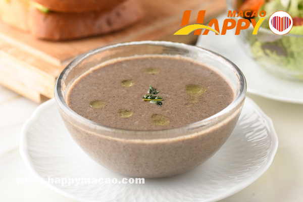 Wild_Mushroom_Soup_Hori