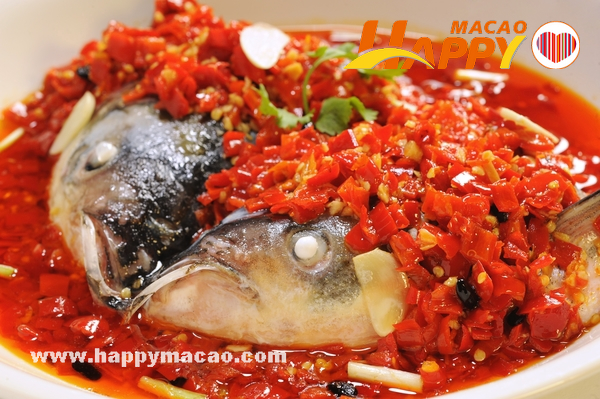 Lugang_Cafe_Steamed_Fish_Head_with_Chilli_2