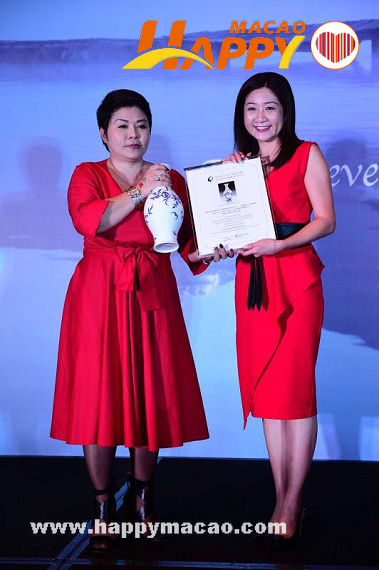 ESPA_at_The_Ritz-Carlton_Macau_has_been_awarded_the_Best_Mens_Treatment_of_the_Year_by_SpaChina_Awards_2016