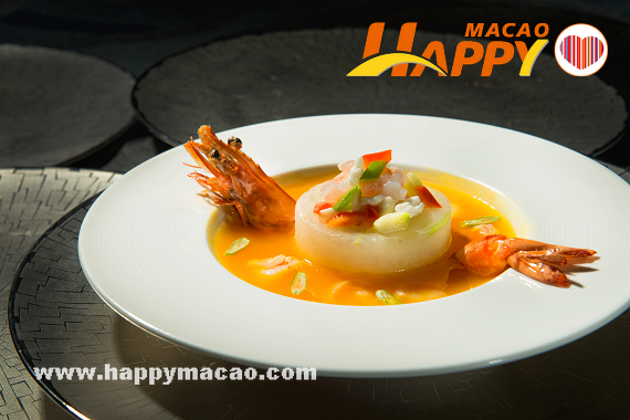 Winter_Melon_-_Braised_Winter_Melon_Ring_Stuffed_with_Shrimp_01