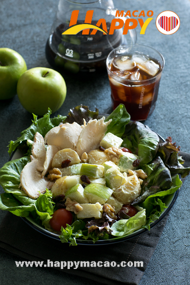 Starbucks_Green_Apple_Chicken_and_Potato_Salad