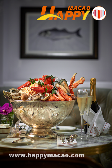 The_Ritz-Carlton_Cafe_Seafood_Platter_1