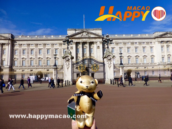 Buckingham_Palace