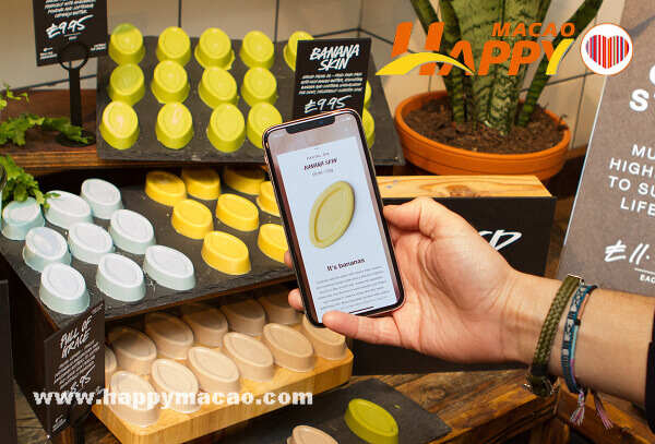 Lush_HK_Naked_Shop_Pre_open_Lushlens_1_1