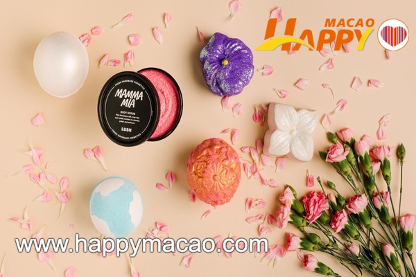 Lush_Mothers_Day_Hero_shot_3_1_1