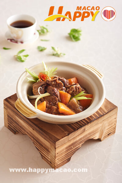 Braised_Prime_Beef_Ribs_with_Hawaii_Papaya__1