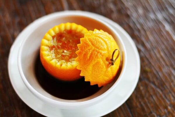 Steamed_orange_filled_with_crab_meat_and_crab_roe_1_1