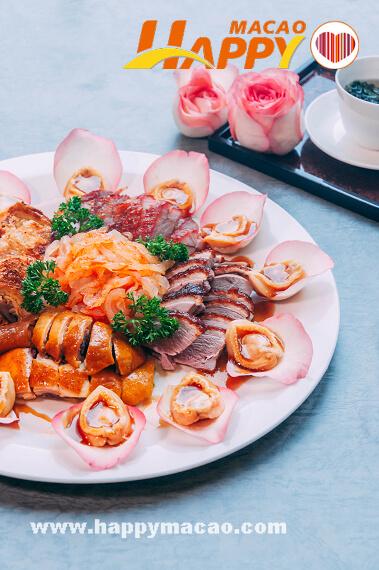 Abalone_with_BBQ_Platter_2_1