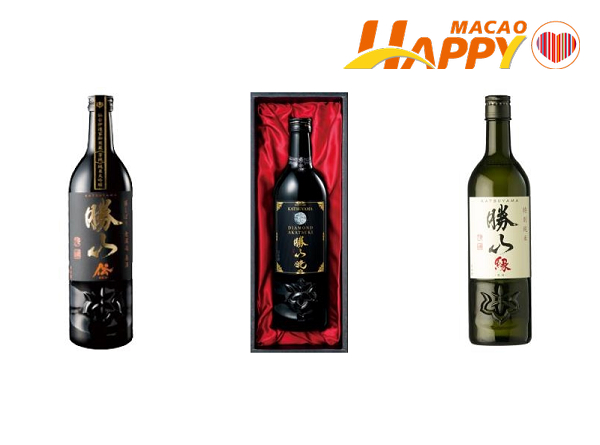 201817den-junmai-daiginjo-sake-katsuyama-550x500