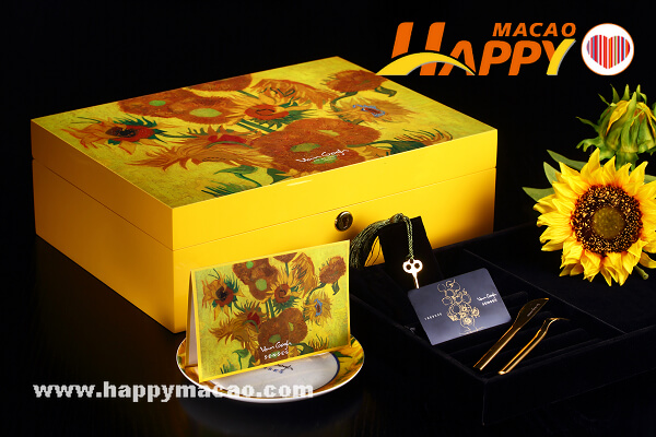 Van_Gogh_Premium_Mooncake_Set_3_1