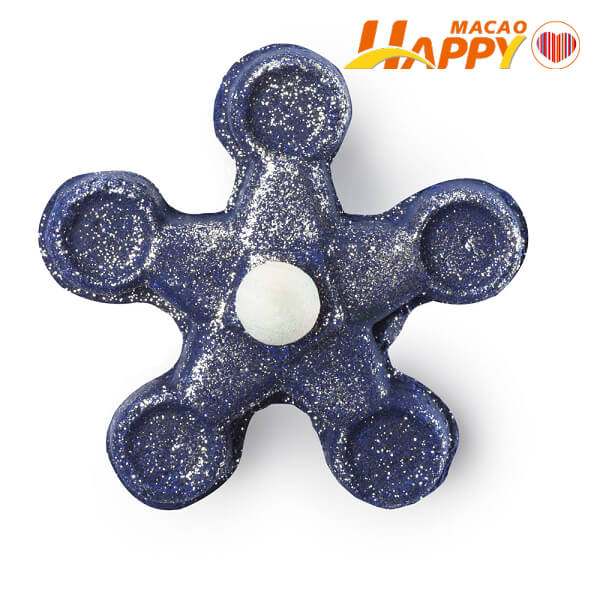 LUSH_Fun_for_All_The_Family_Bubble_Spinner_1