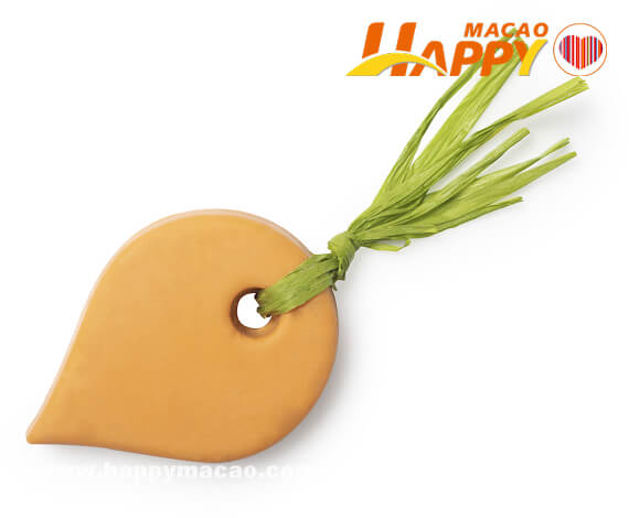 Lush_Carrot_Shower_Oil_1