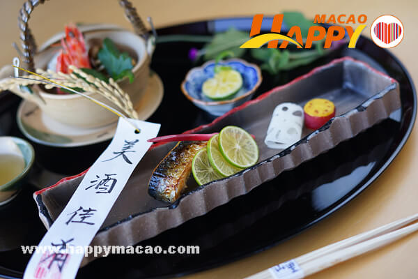 Yamazato_Kaiseki_set-lunch_and_Eigetsu_Kaiseki_set_dinner_1