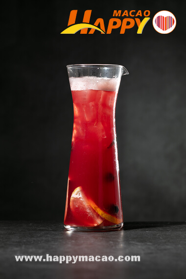 Starbucks_Hibiscus_Tea_Sangria_1