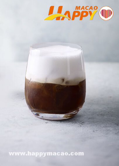 Starbucks_Iced_Espresso_with_Cold_Foam_1