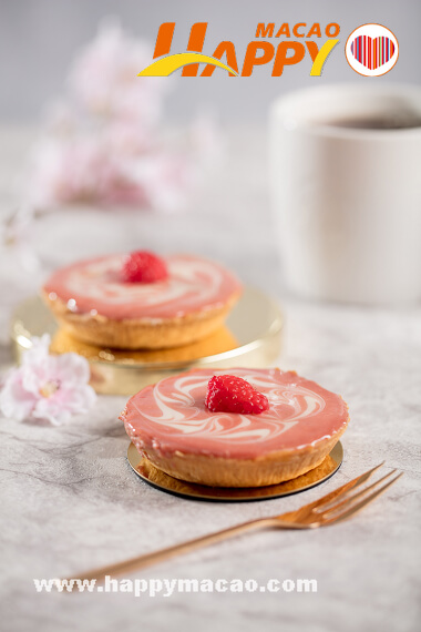 Starbucks_Raspberry_Tart_1