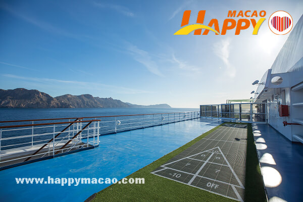 MAR-Sports-Deck-Shuffleboard_1