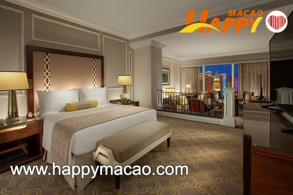 The_Venetian_Macao_Royale_Deluxe_Suite_1_1